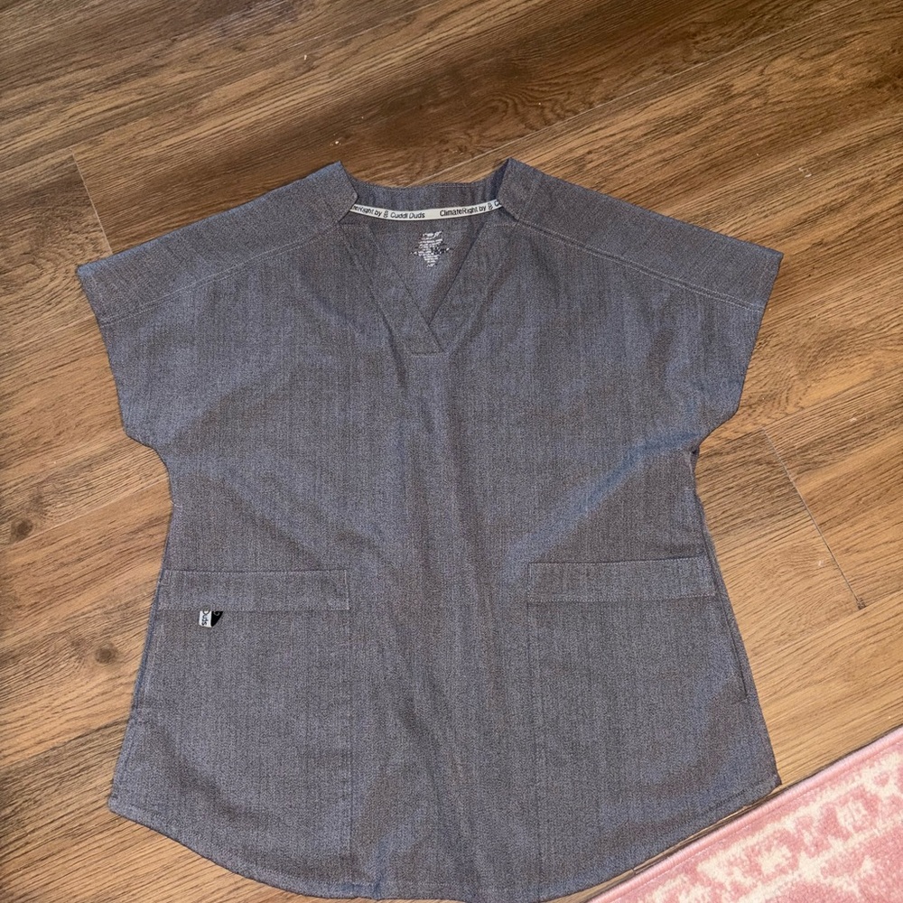 Cuddl Duds Gray scrubs set